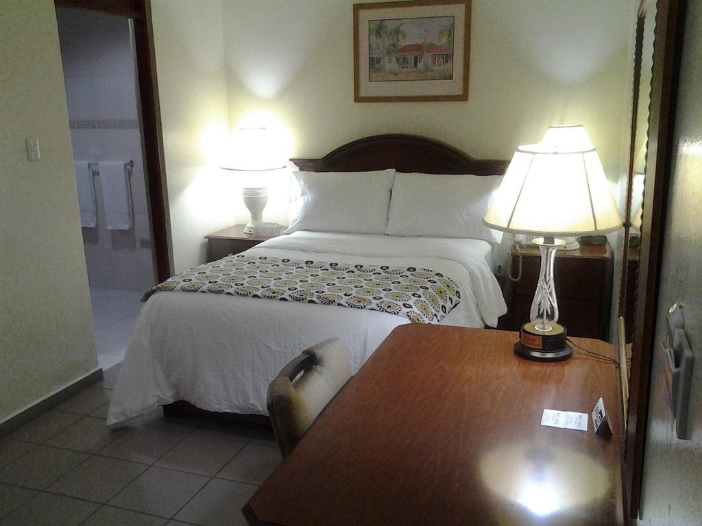 Micro Hotel Condo Suites Σάντο Ντομίγκο Δωμάτιο φωτογραφία
